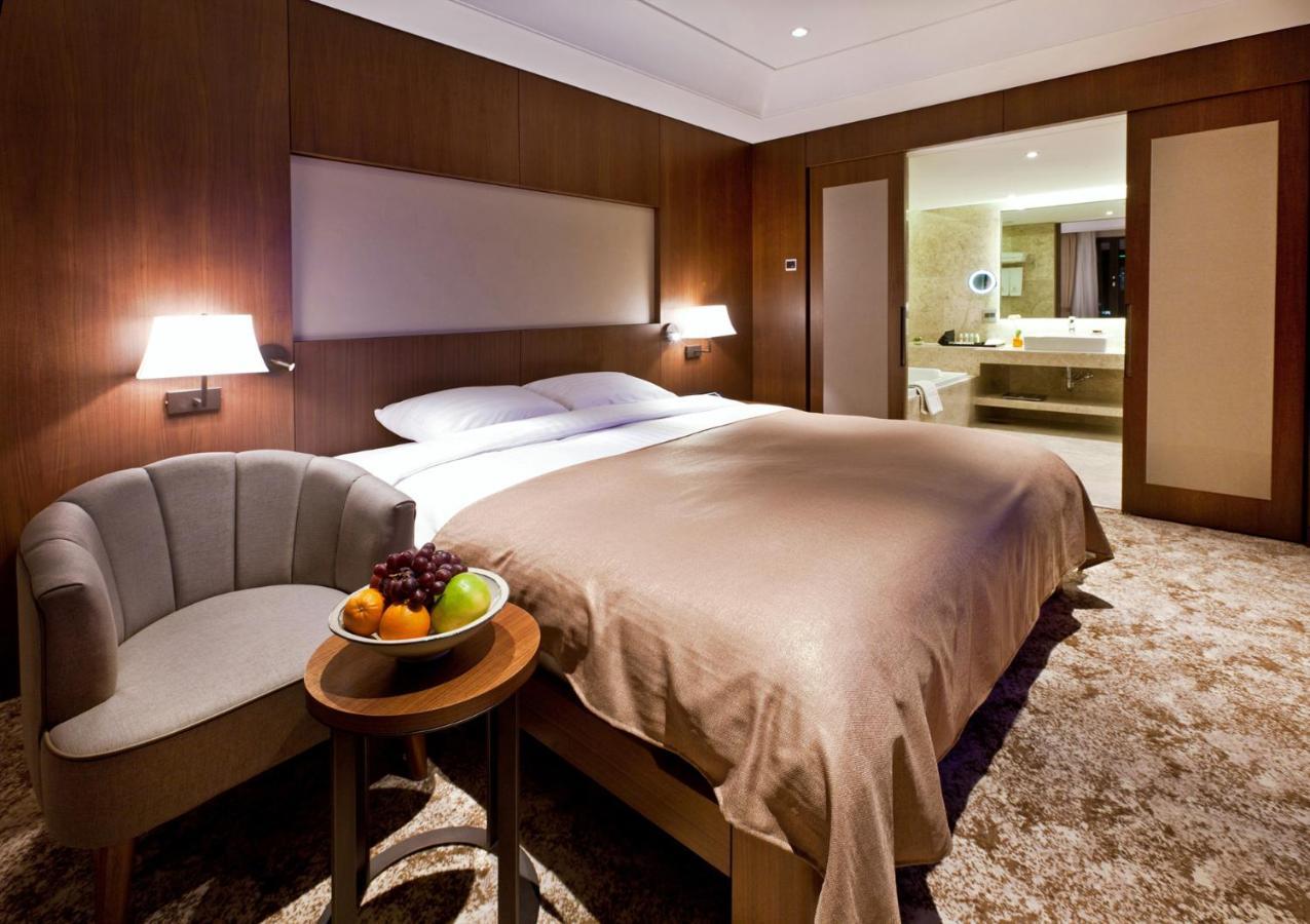Hotel Hyundai By Lahan Ilsan Ni Extérieur photo